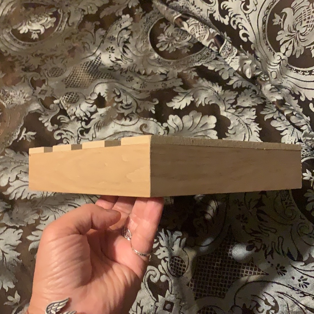 ๐ธ2 Wood Risers๐ธ - Picture 2 of 8